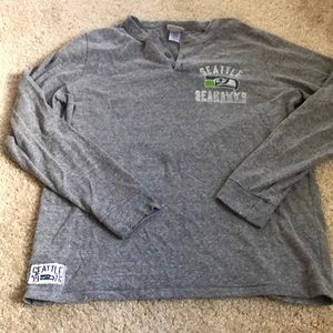 Men’s Seattle Seahawks Size Large Henley